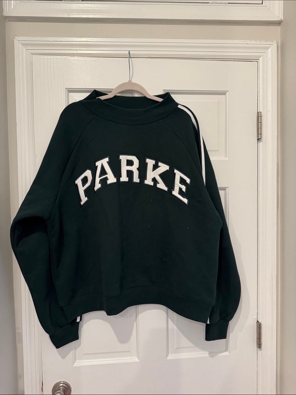 NWT parke L/XL crew neck